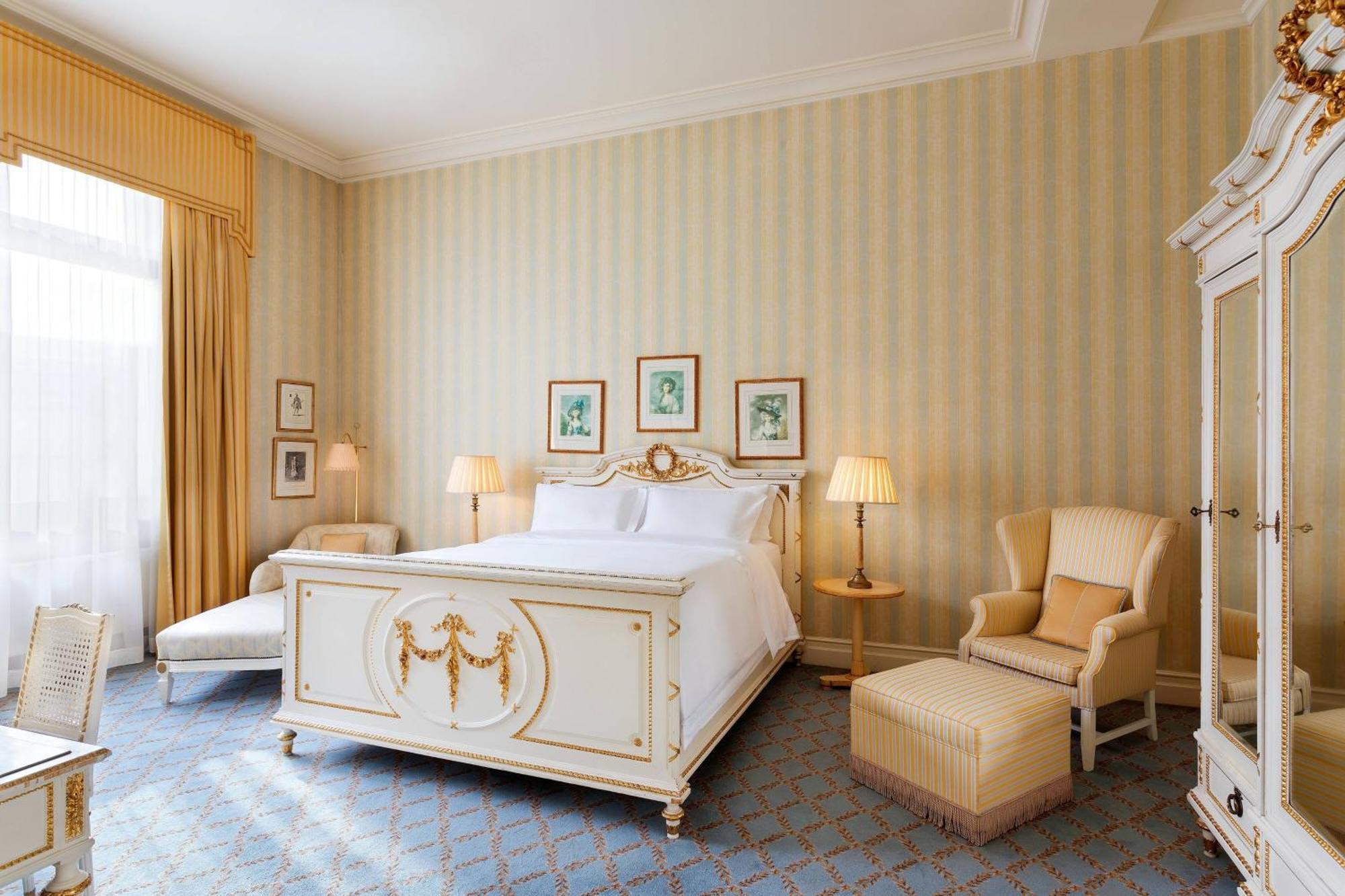 Paderewski Suite 1 Bedroom Presidential Suite 1 King