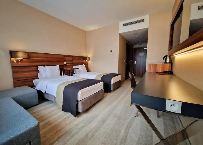 Warsaw Plaza Hotel